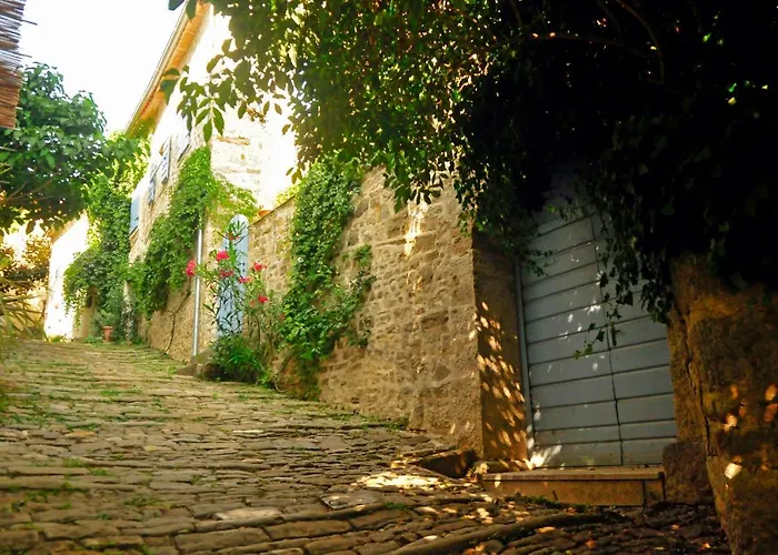 Ruine-Motovun Dh